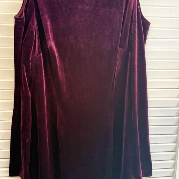 White House Black Market Long Velvet Dress Burgundy Holiday Gown Cold Shoulder S - Picture 2 of 13